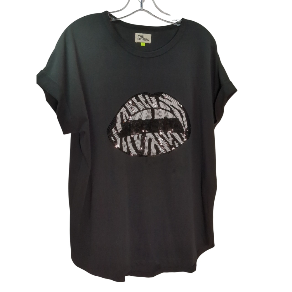 WE ARE THE OTHERS Lana Vintage Tee - Black Zebra Lips SZ US Large